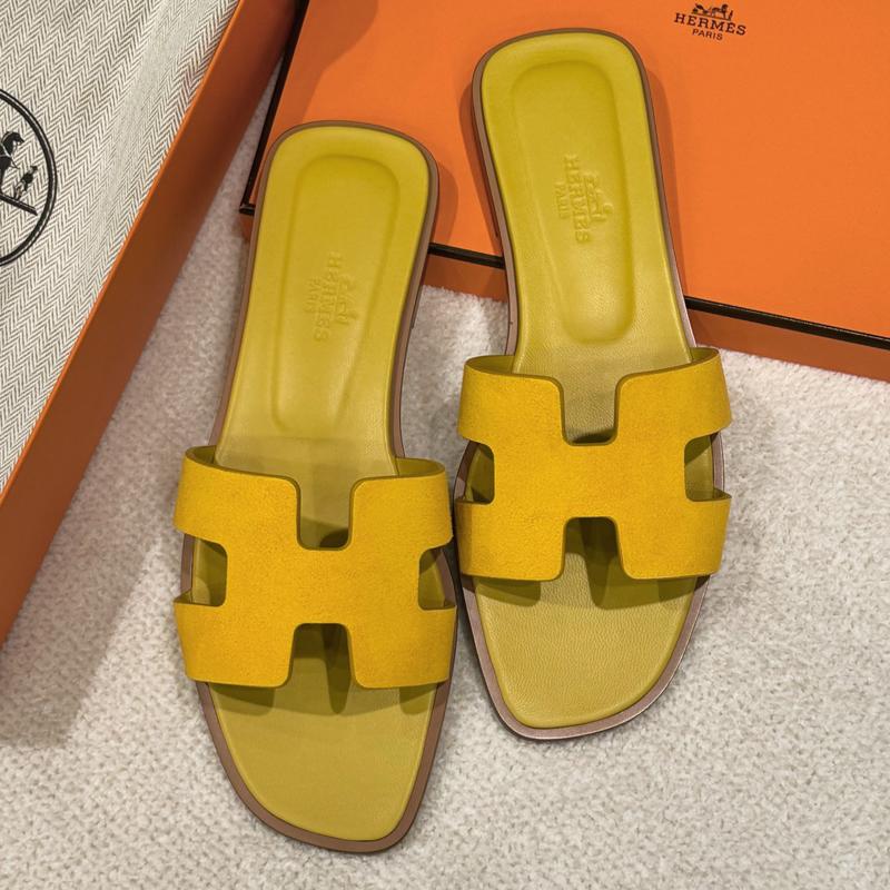 HERMES Suede Calfskin Oran Sandals Gold Yellow Women’s