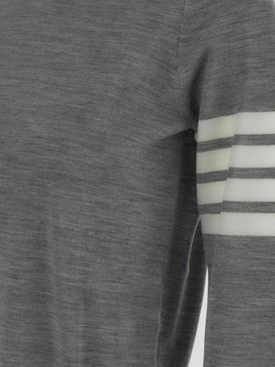 THOM BROWNE 4-Bar Relaxed Fit Round Neck Sweater Light Gray FKA280A Y10140