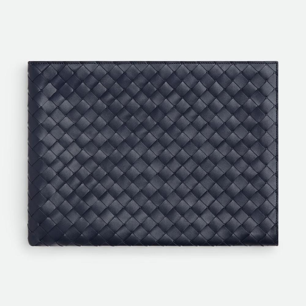 Bottega Veneta Intrecciato Leather Flat Pouch Unisex