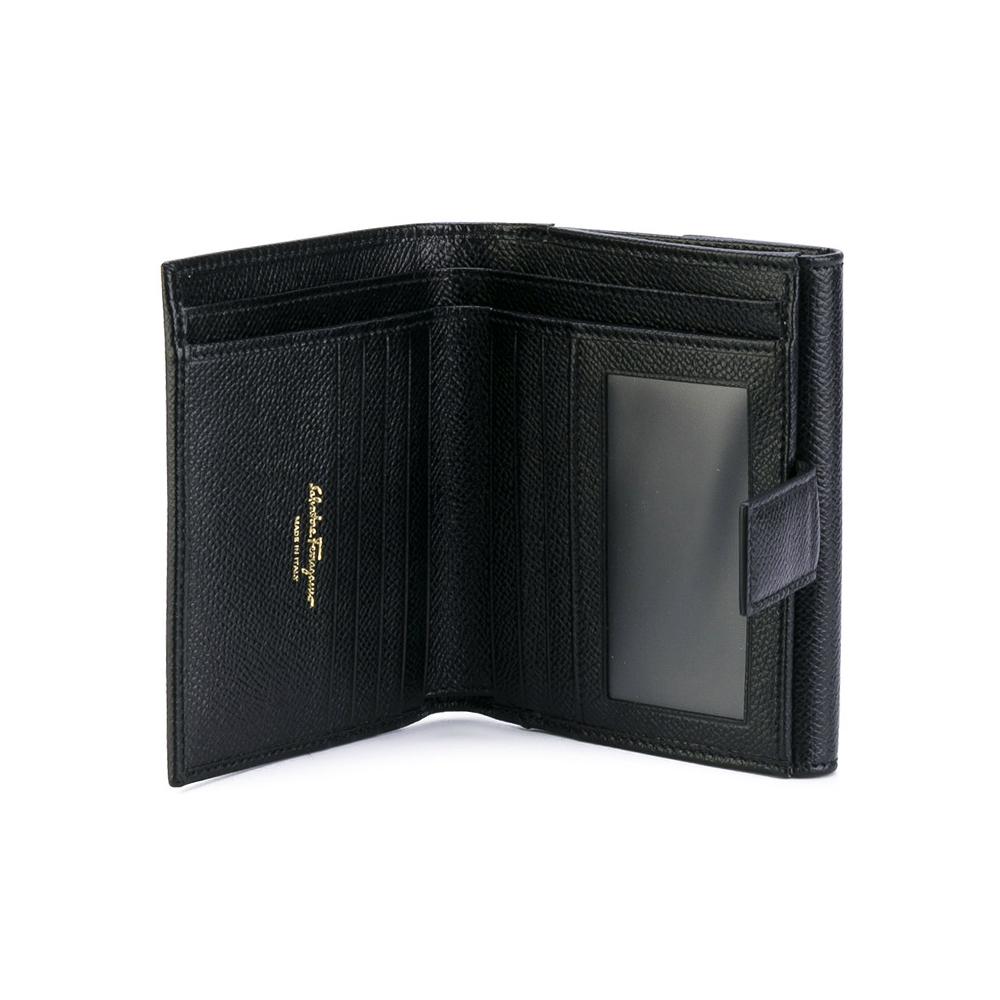 Ferragamo Gancini Clasp Leather Coin Bifold Wallet Black 22 C877 0673998
