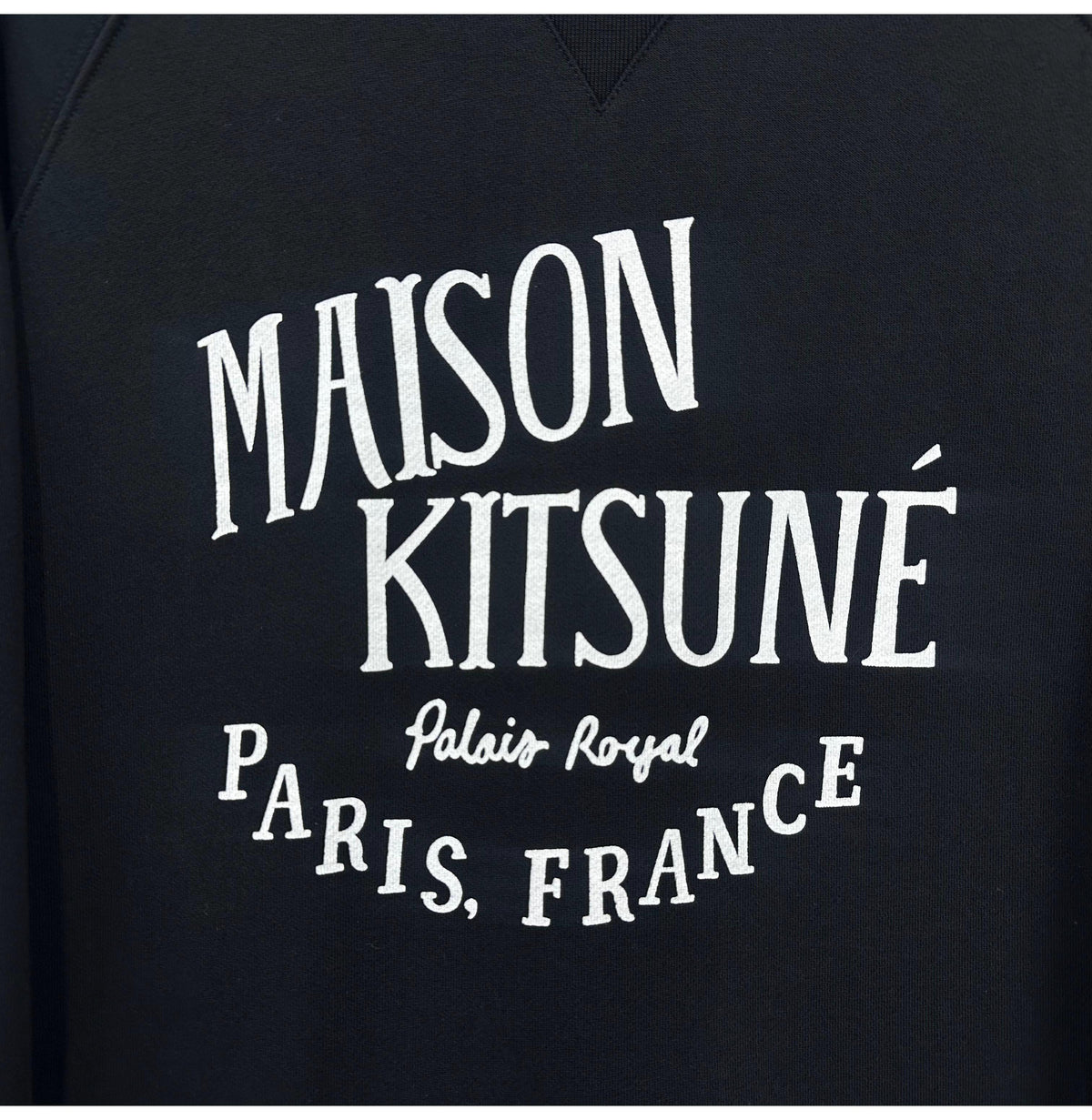 Maison Kitsune Unisex Logo Crewneck Sweatshirt AM00300 P199