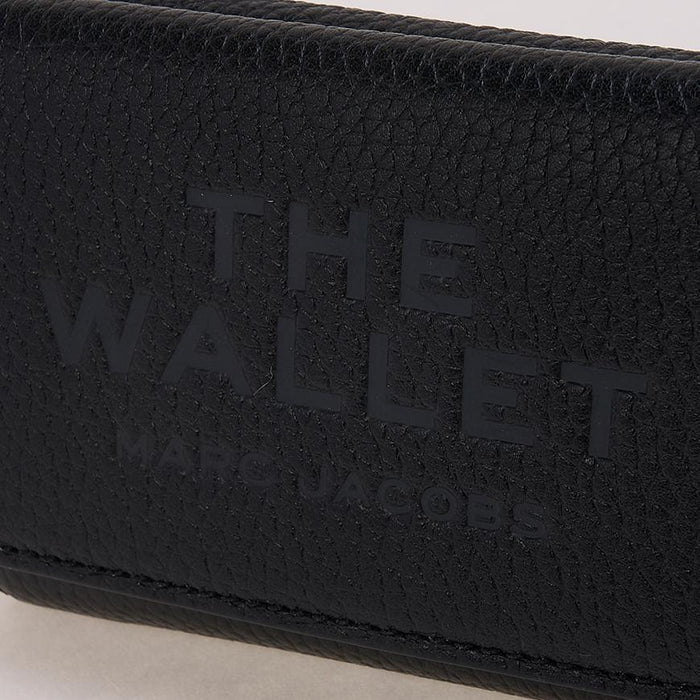 Marc Jacobs Women’s Trifold Wallet 2R4SMP006S02 001