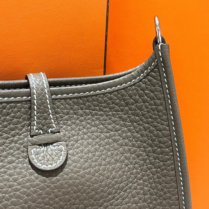 HERMES Evelyne 16 Clemence Etoupe Crossbody Bag Palladium Hardware