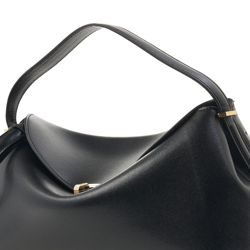 Toteme T-Lock Top Handle Tote Bag Black Leather Women’s Tote 234 WLGBG417 LE0025