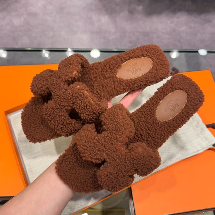 HERMES Shearling Woolskin Oran Sandals Brown
