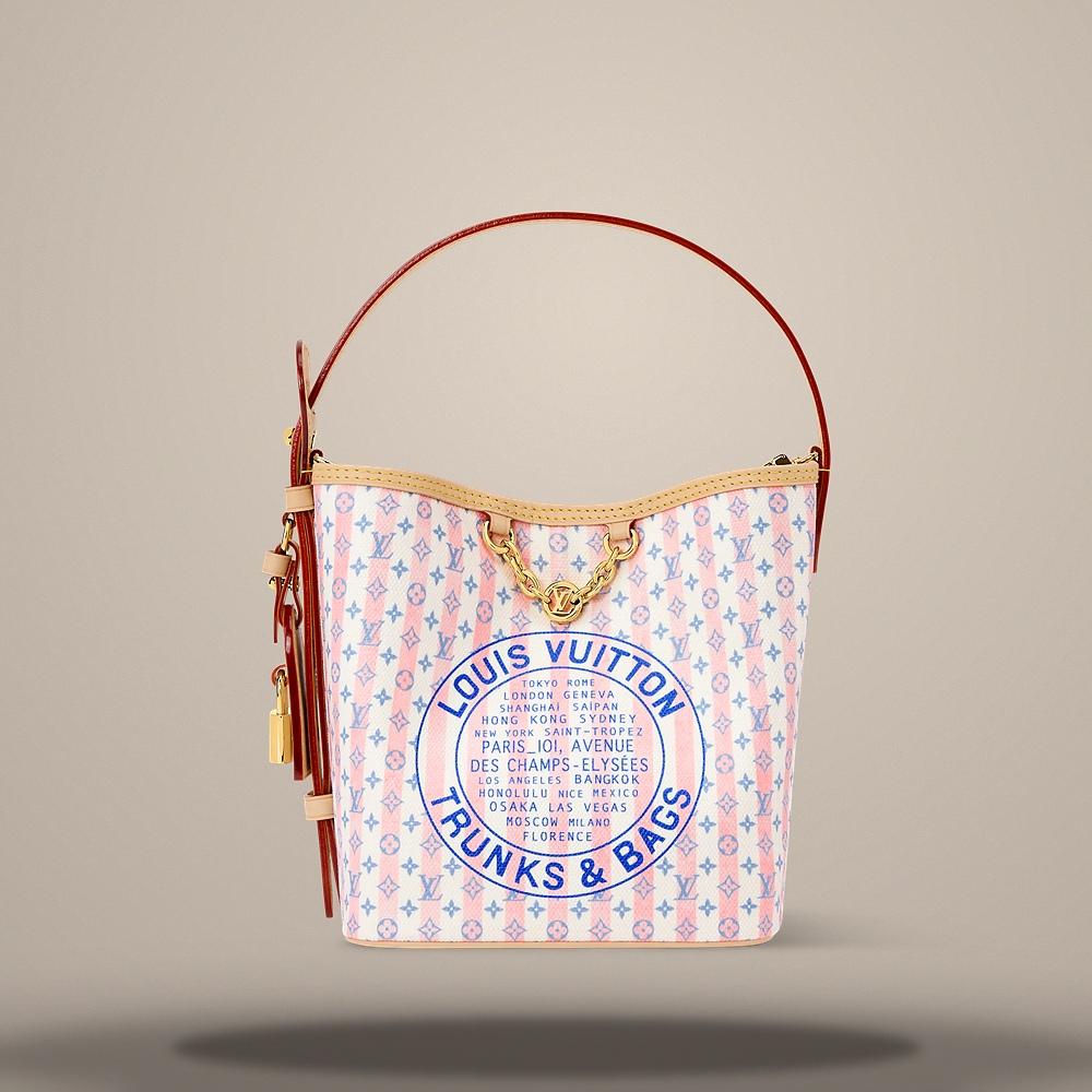 Louis Vuitton Mon Monogram Coated Canvas Crossbody Bag P01895