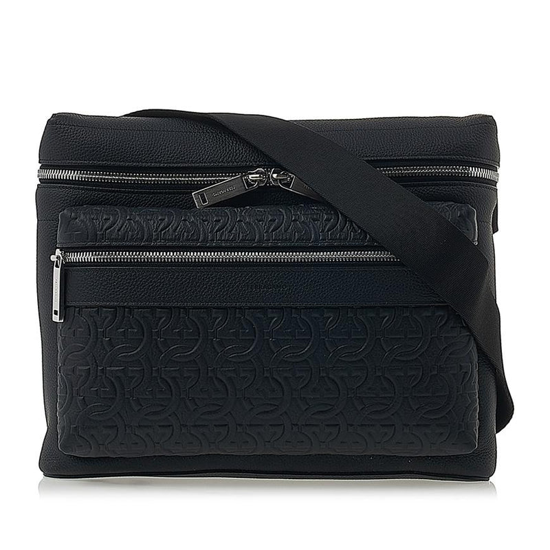 Ferragamo Men's Gancini Pattern Leather Crossbody Bag 24 1303 NERO 0763368