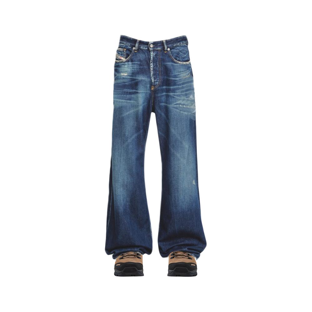 DIESEL Blue Relaxed Low-Rise Wide Denim Shorts A06370 09M06 01