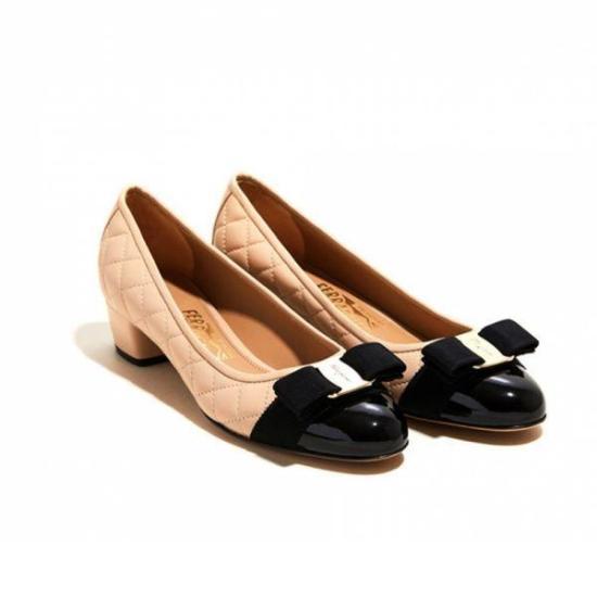 Ferragamo Leather Pump Heels Black Women’s