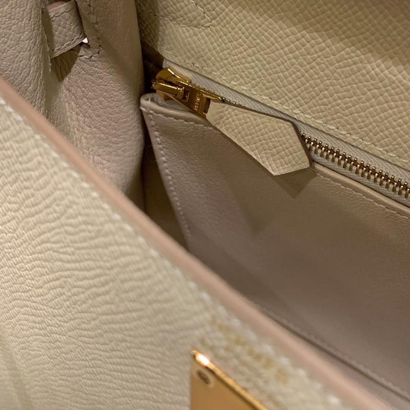 HERMES Epsom Leather Kelly 25 Ivory Shoulder Bag Gold Hardware