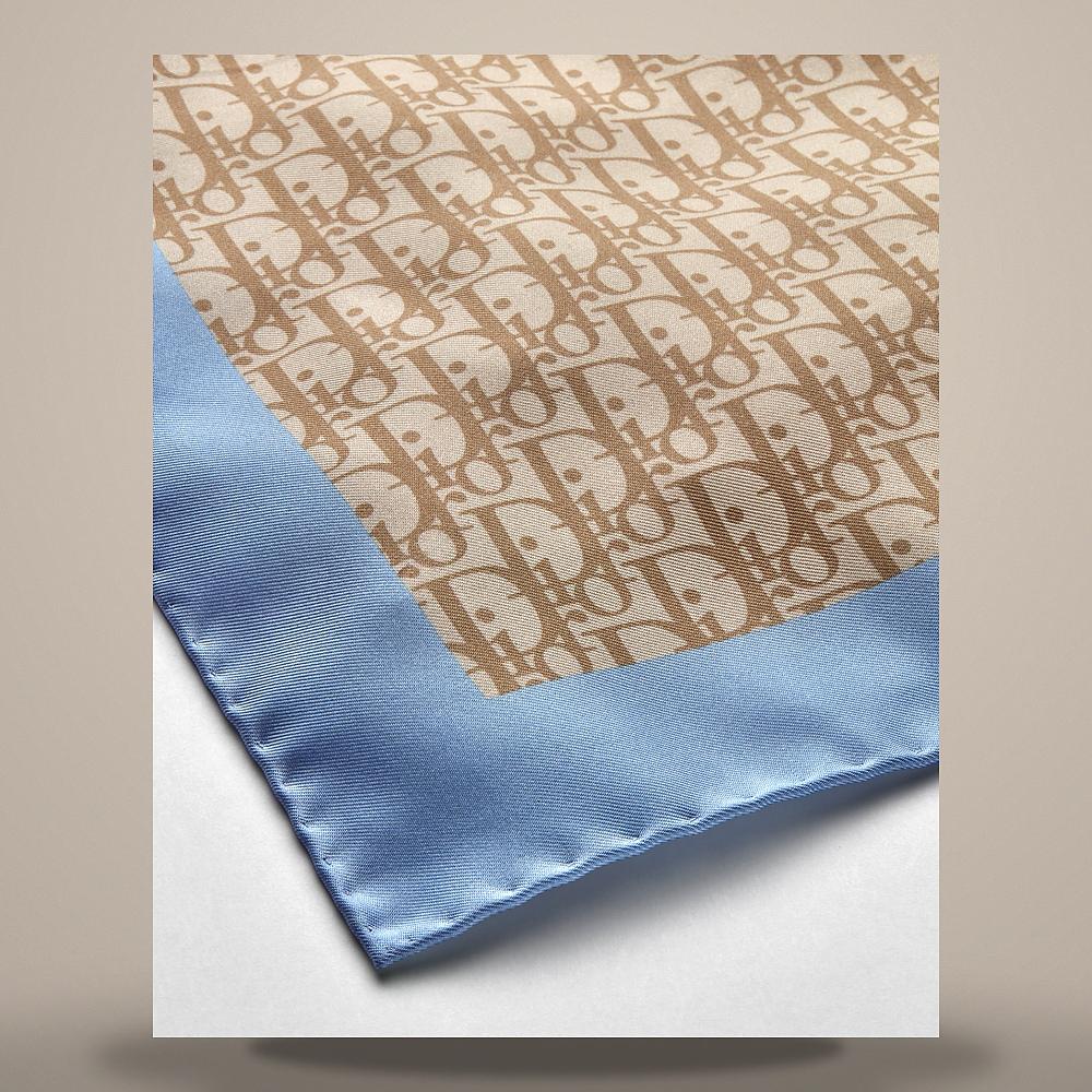 DIOR Beige Multicolor Silk Twill 90 Square Scarf 62TC090S6010C180