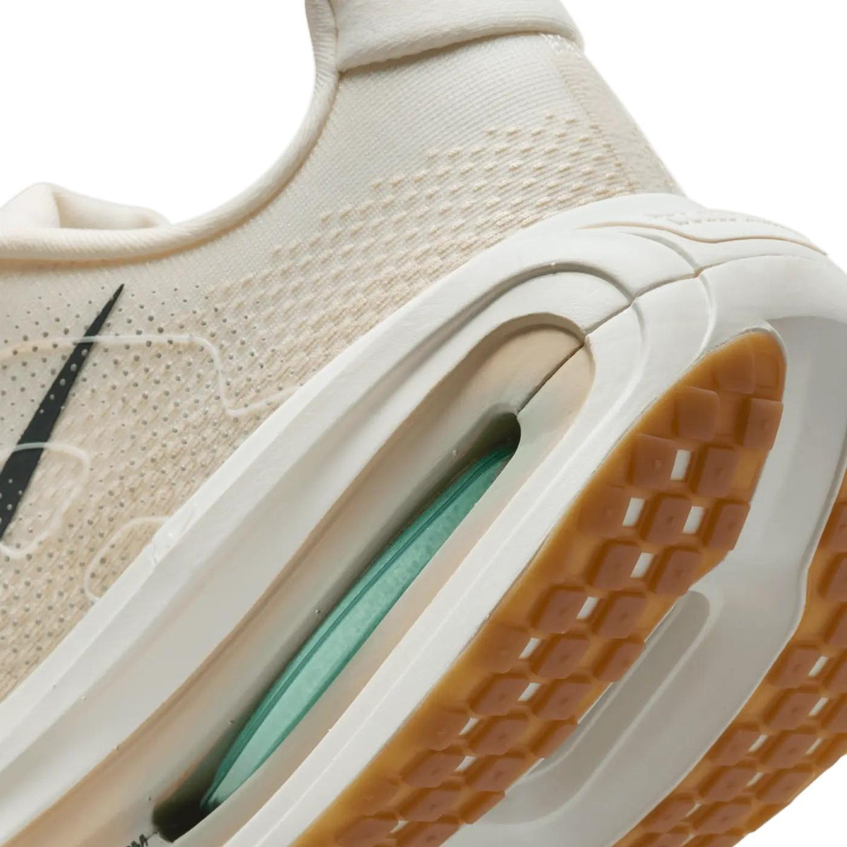 Nike Vomero Premium Pale Ivory Low-Top Running Sneakers