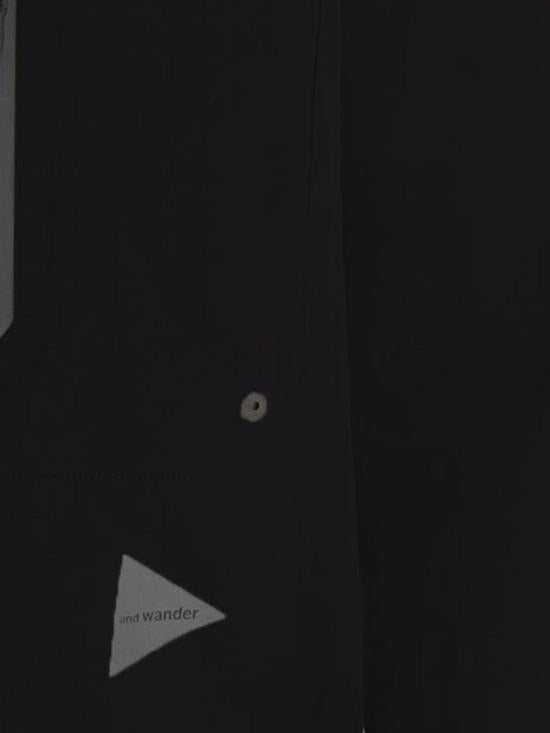 and wander Black Shirt