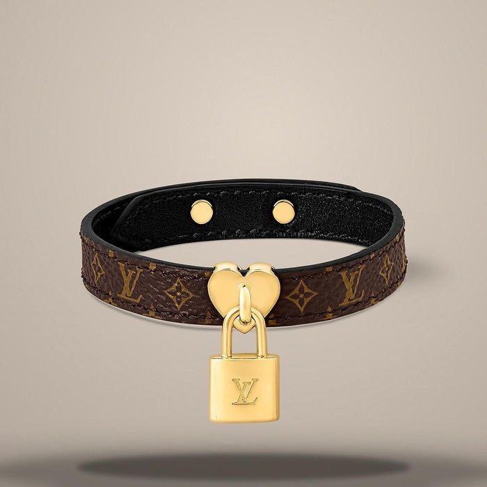 Louis Vuitton Monogram Canvas Lock Me In Love Bracelet M4264Z