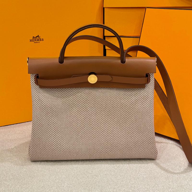 HERMES Herbag 31 Beige Canvas Hunter Leather Shoulder Bag Gold-Tone