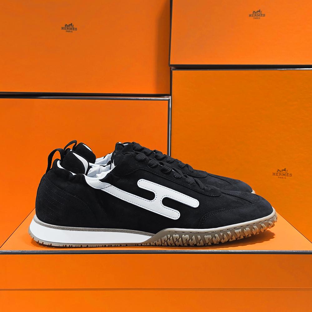 HERMES Black Jet Sneakers with White H Logo Low-Top Men’s