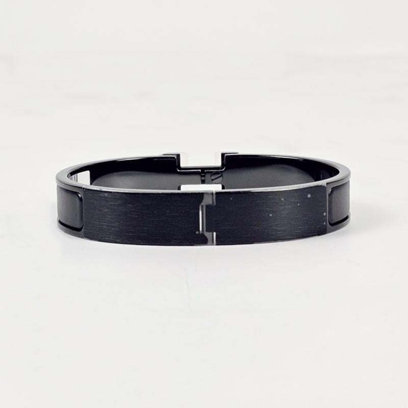 HERMES So Black Enamel Click H Bracelet Men’s Black Jewelry