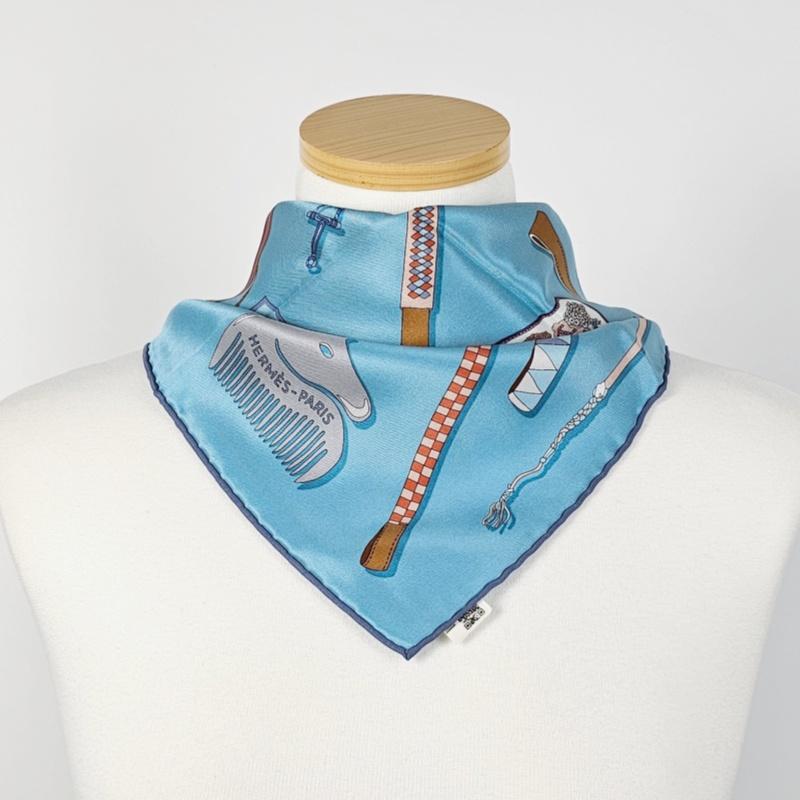 HERMES Promenade Coquette Silk Scarf 70cm Women
