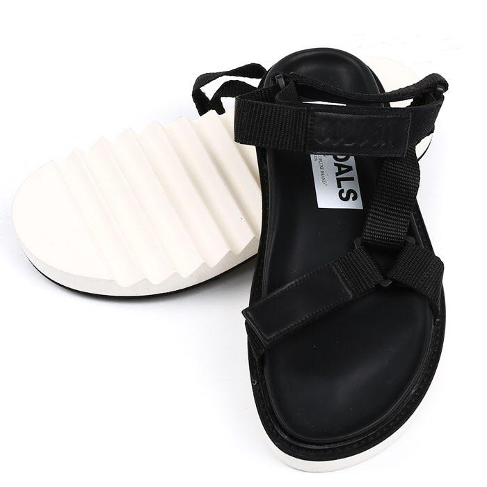 GOLDEN GOOSE Leather Strap Sandals for Men Black