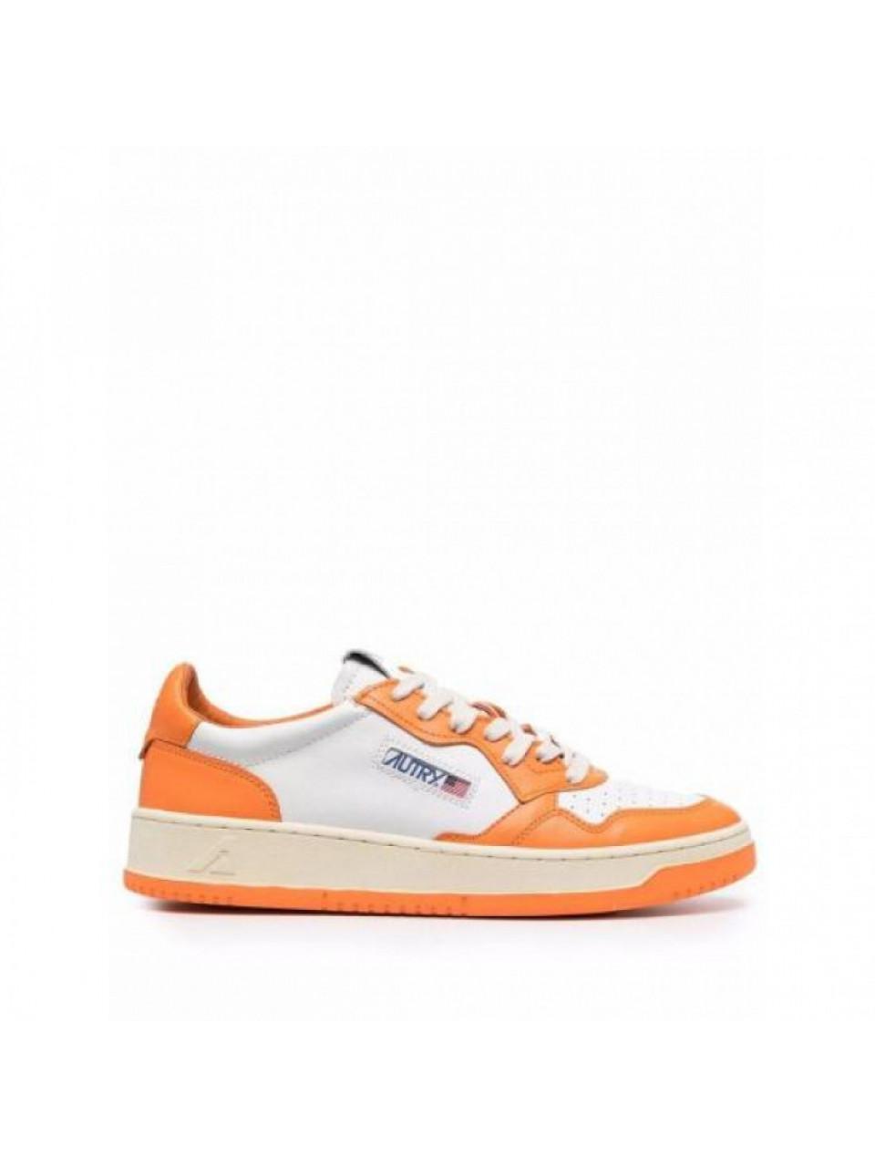 AUTRY Medalist Low Sneakers White/Beige Men’s Low-Top Shoes