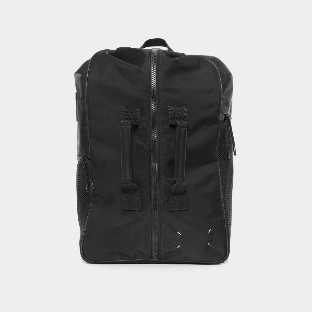 Maison Margiela Stitch High-Tech Weekend Men’s Backpack SB1WI0002 P6763 T8013