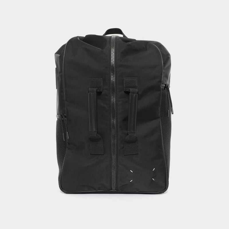 Maison Margiela Stitch High-Tech Weekend Men’s Backpack SB1WI0002 P6763 T8013
