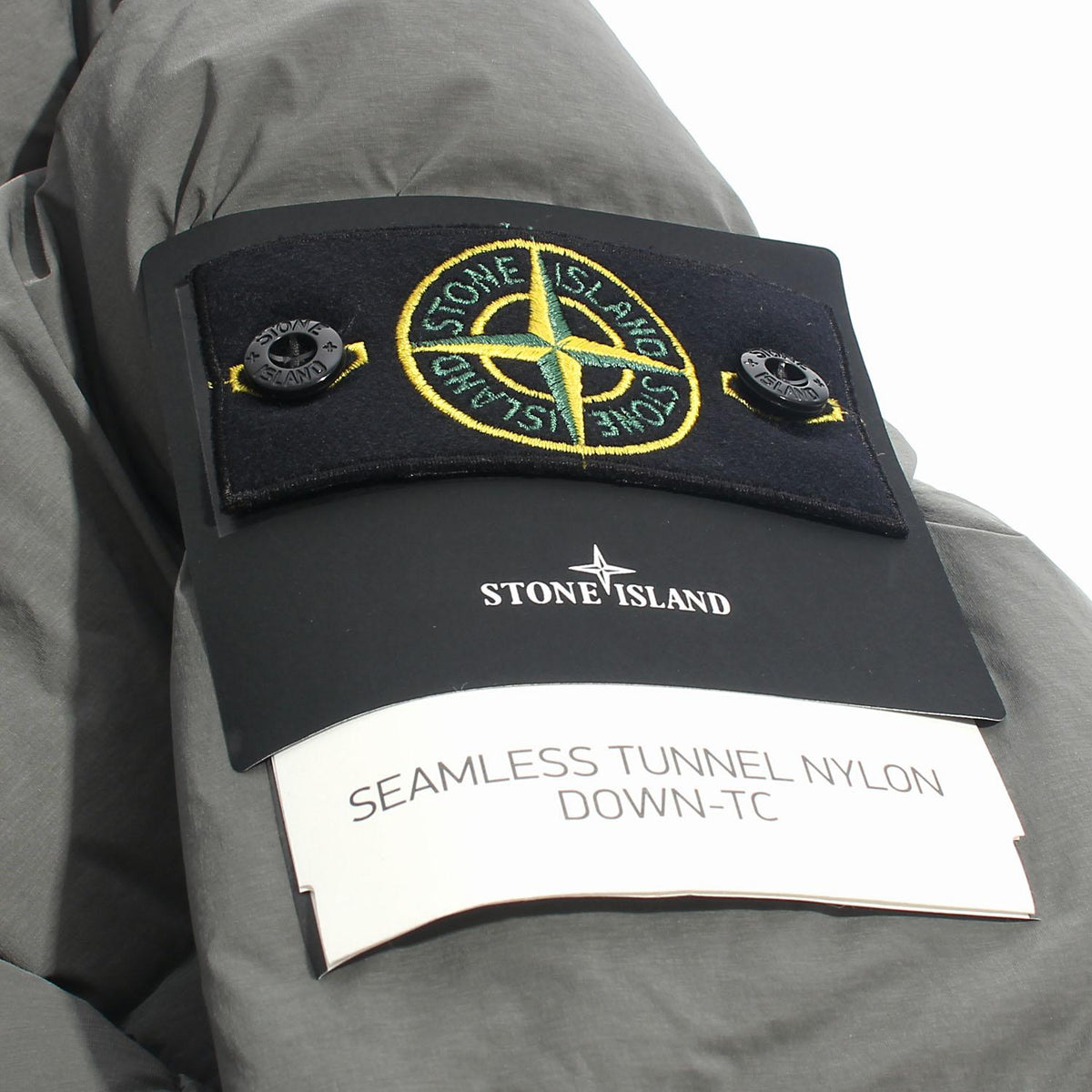 STONE ISLAND Seamless Tunnel Hood Down Puffer Jacket Gr K2S154100040 S0028 V006B