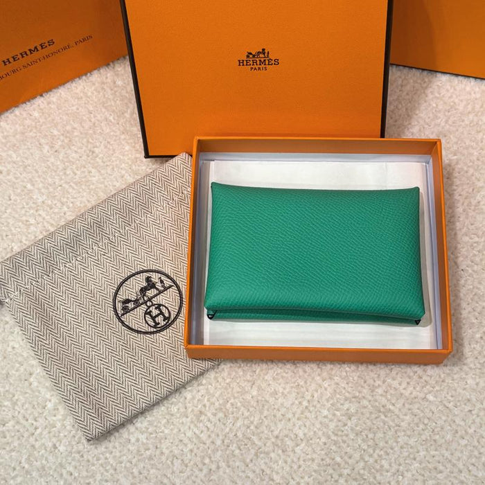 HERMES Goat Leather Calvi Verso Card Holder Mint Palladium