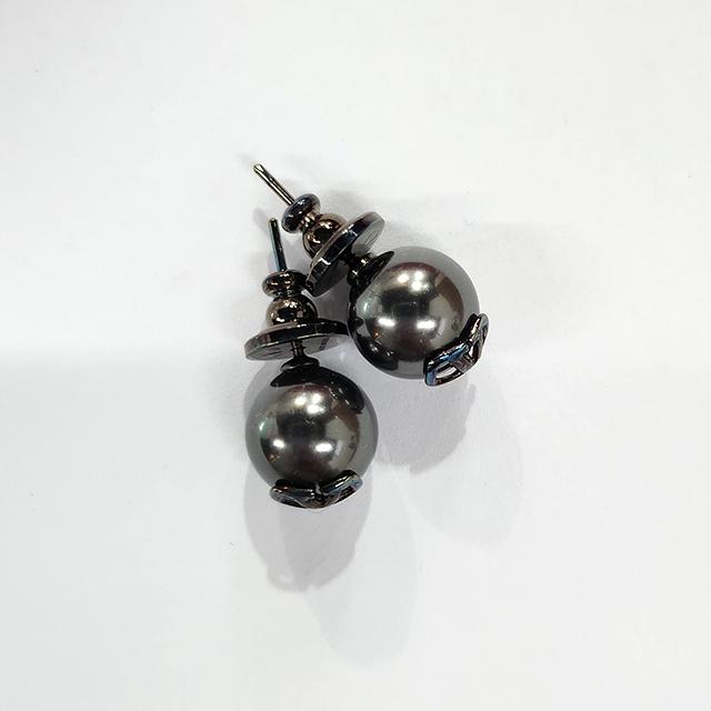 VALENTINO V Logo Signature Pearl Earrings