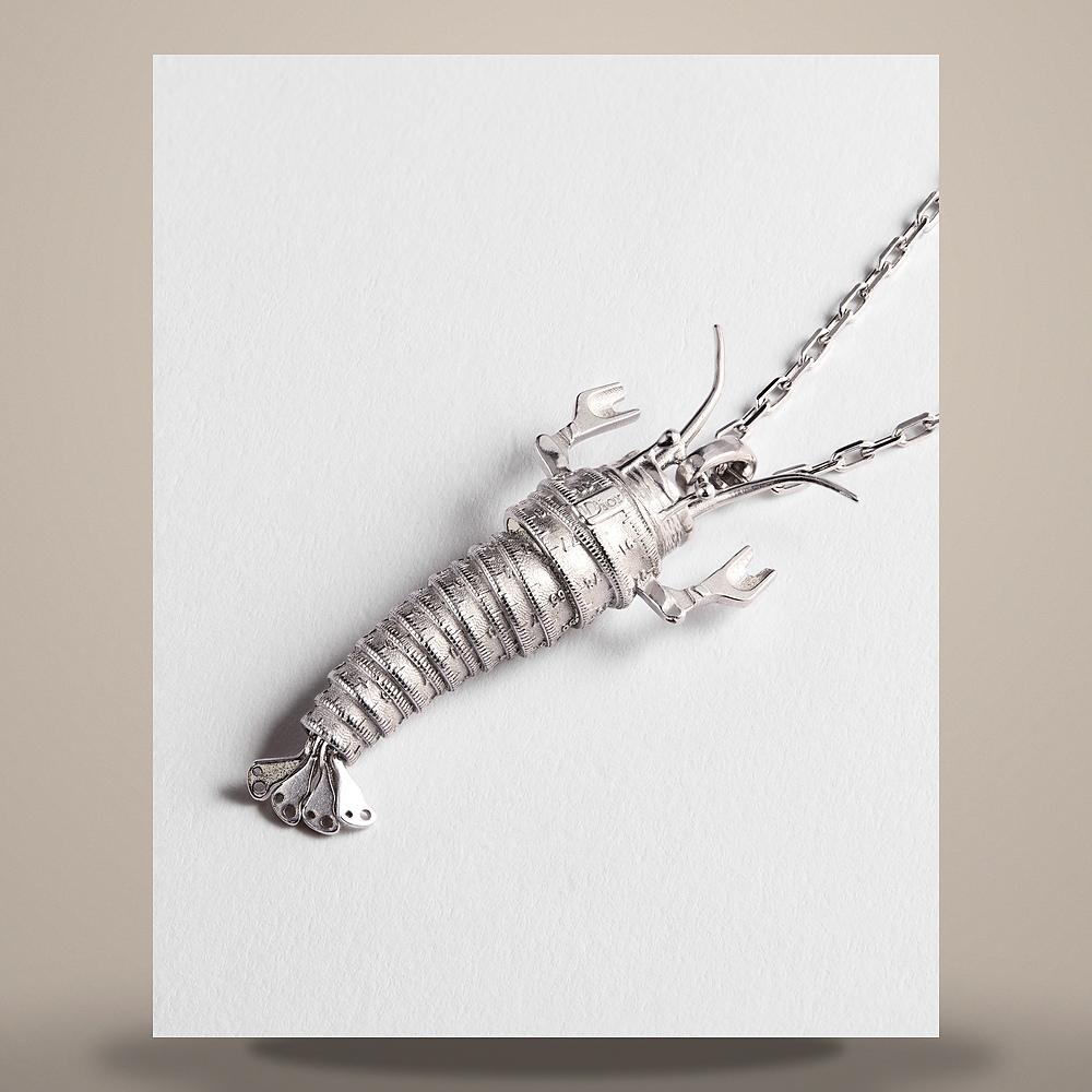 DIOR Silver Couture Charm Crawfish Pendant Necklace N3783HOMST D990