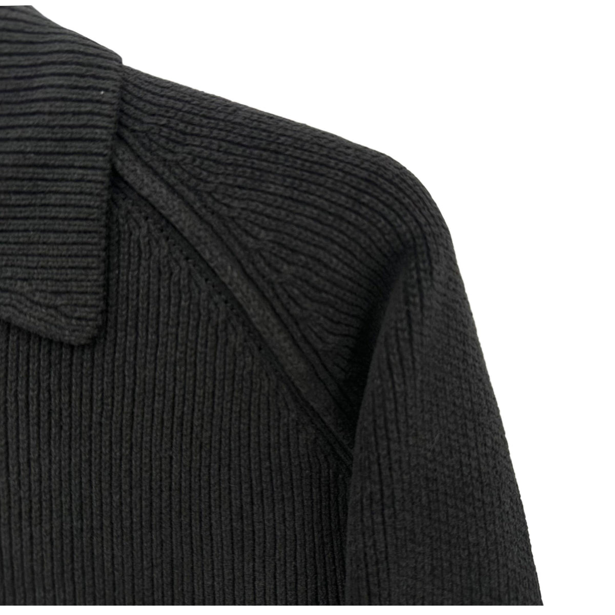 CP Company Logo Patch Collar Knit Sweater for Men 21CMKN198A 999