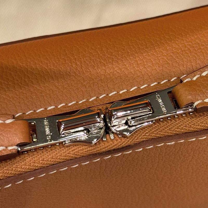 HERMES Victoria Light Brief Case Gold Brown Tote Bag Unisex
