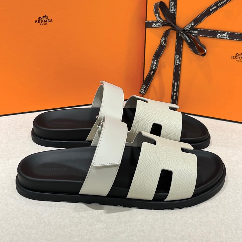 HERMES Mens Chypre Sandals Epsom Calfskin Light Gray