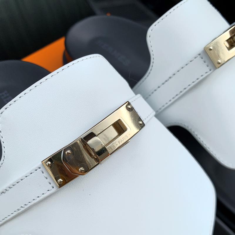 HERMES Empire Kelly Buckle Sandals White Goatskin Gold Hardware