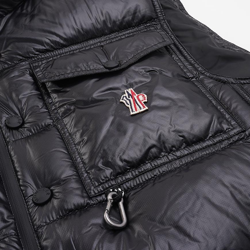 Moncler Men’s Ouichi Down Vest Black