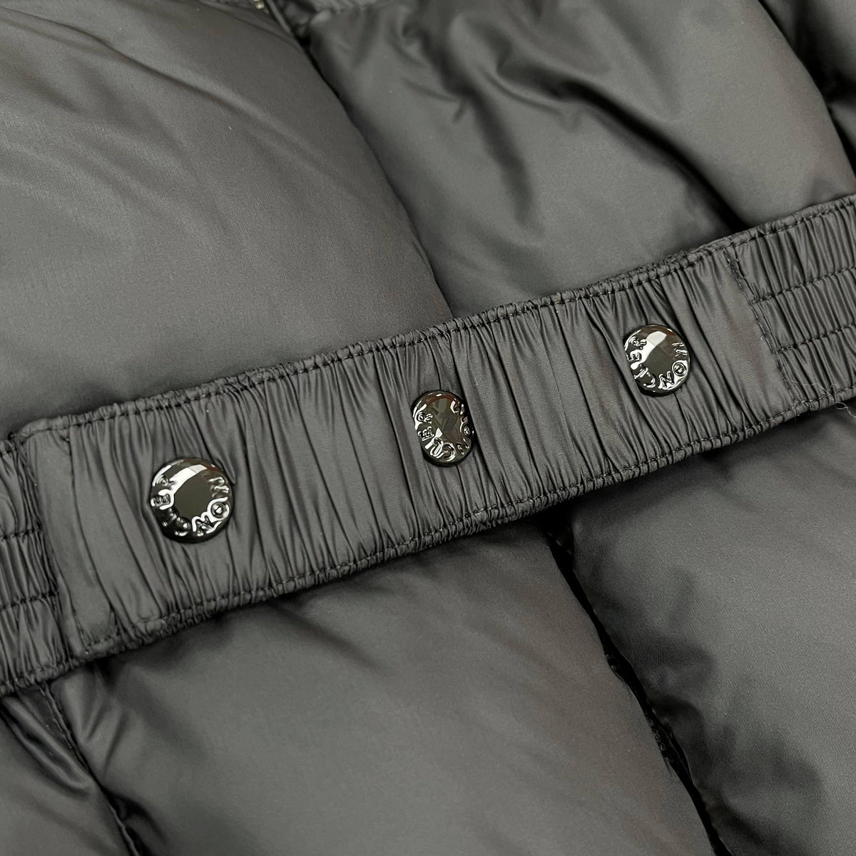 Moncler BOED Short Down Puffer Jacket Black
