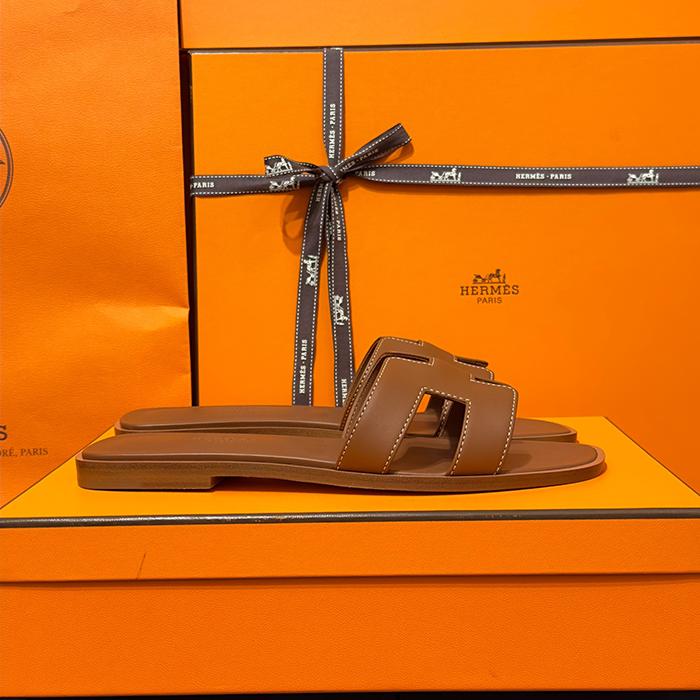 HERMES Oran Calfskin Gold Brown Sandals