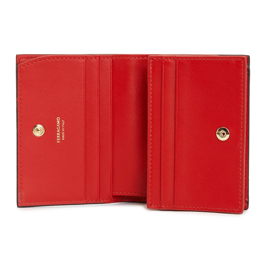 Ferragamo Black Leather Compact Wallet for Women 0770769