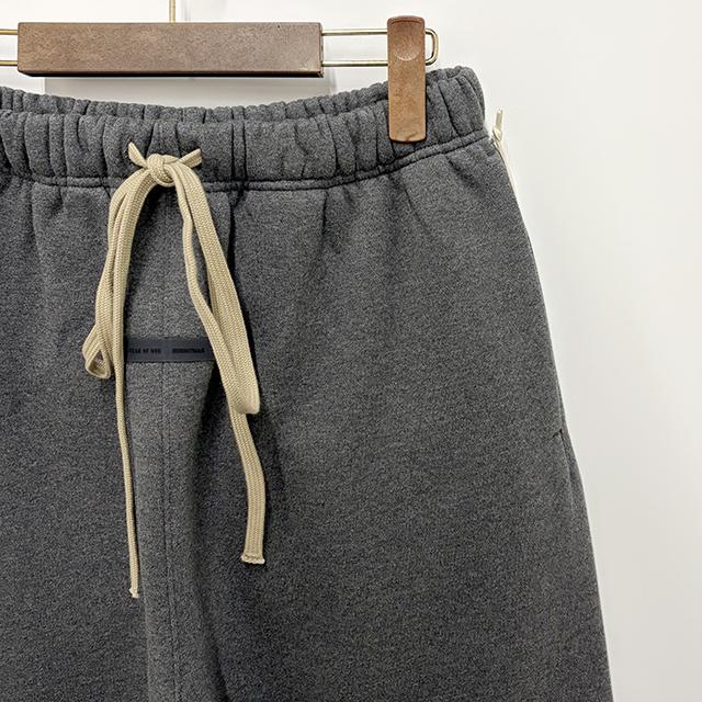 Fear of God Essentials Logo Flare Sweatpants Joggers Unisex 130HO258411F