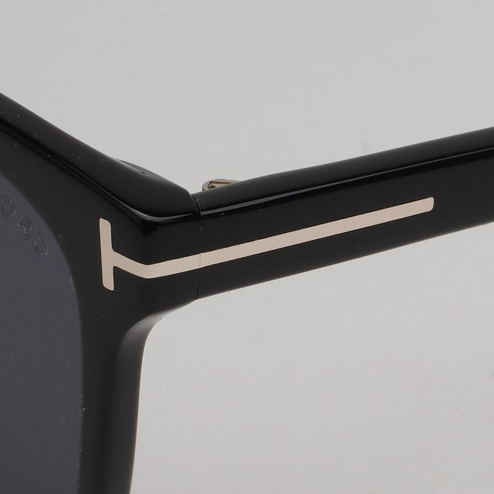TOM FORD Unisex Blue Light Blocking Clip-On Sunglasses Eyeglass Fram TF5682B 001
