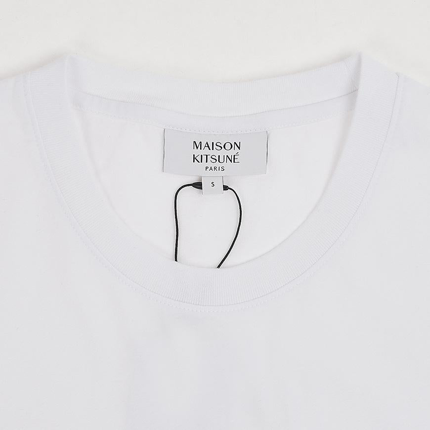 Maison Kitsune Women Dreaming Fox T-Shirt White Cotton QW00109 KJ7026 P100