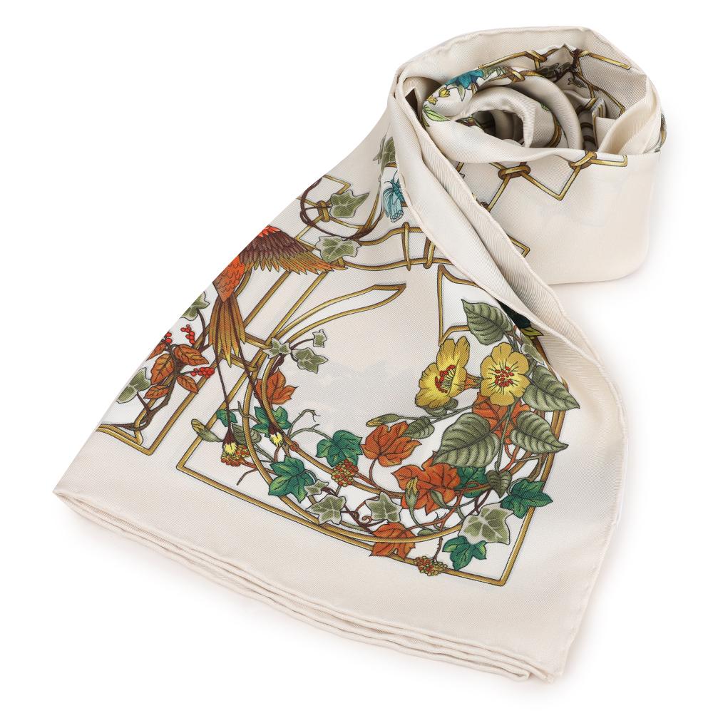 GUCCI Print Silk Twill Square Scarf 777353 3G001 9200