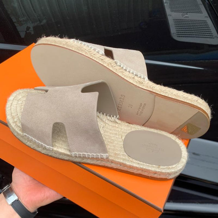 HERMES Men’s Goatskin Espadrille Antigua Slippers Beige
