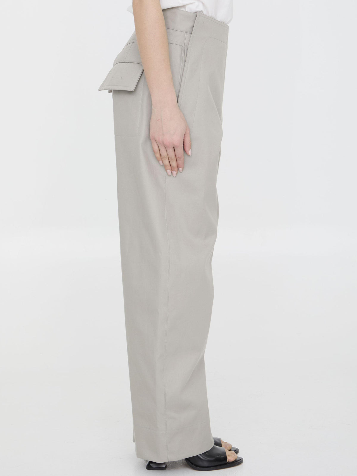 Bottega Veneta Linen Blend Cropped Trousers Beige Women’s Pants