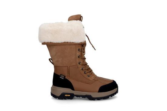 Ugg Classic Shearling-Lined Suede Ankle Boots 1171441 CHESTNUT DOM