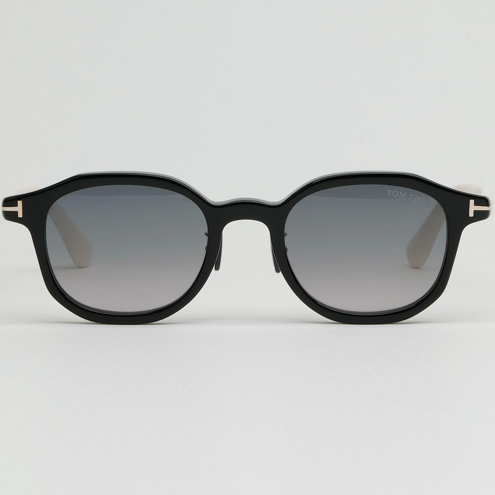 TOM FORD Black Acetate Asian Fit Sunglasses Gray Gradient Lens TF1149D 01B