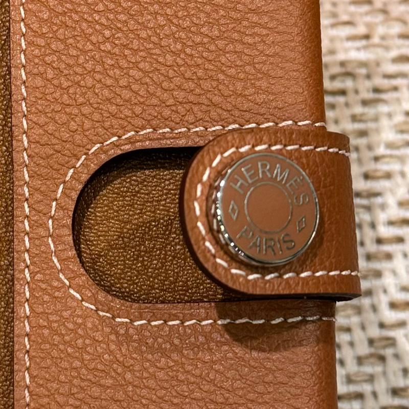 HERMES Epsom Calfskin Brown Passport Wallet Unisex Accessory