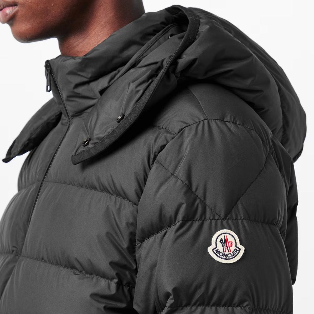 Moncler Logo Patch Black Down Puffer Jacket for Men