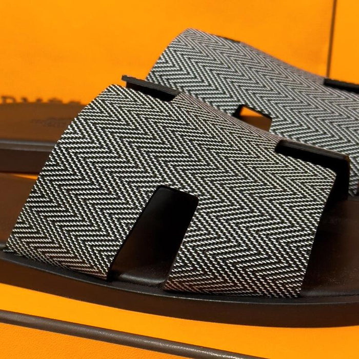 HERMES Izmir Chevron Calfskin Black Sandals for Men
