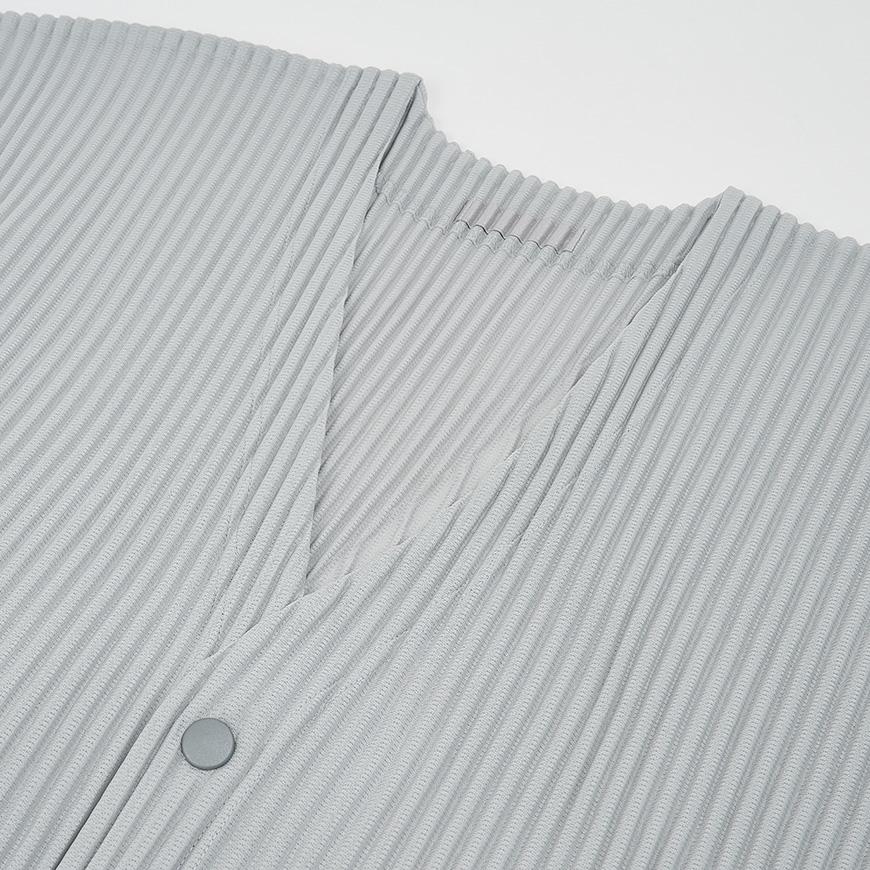 Issey Miyake Homme Plissé Men’s V-Neck Button Cardigan HP59JL541 11